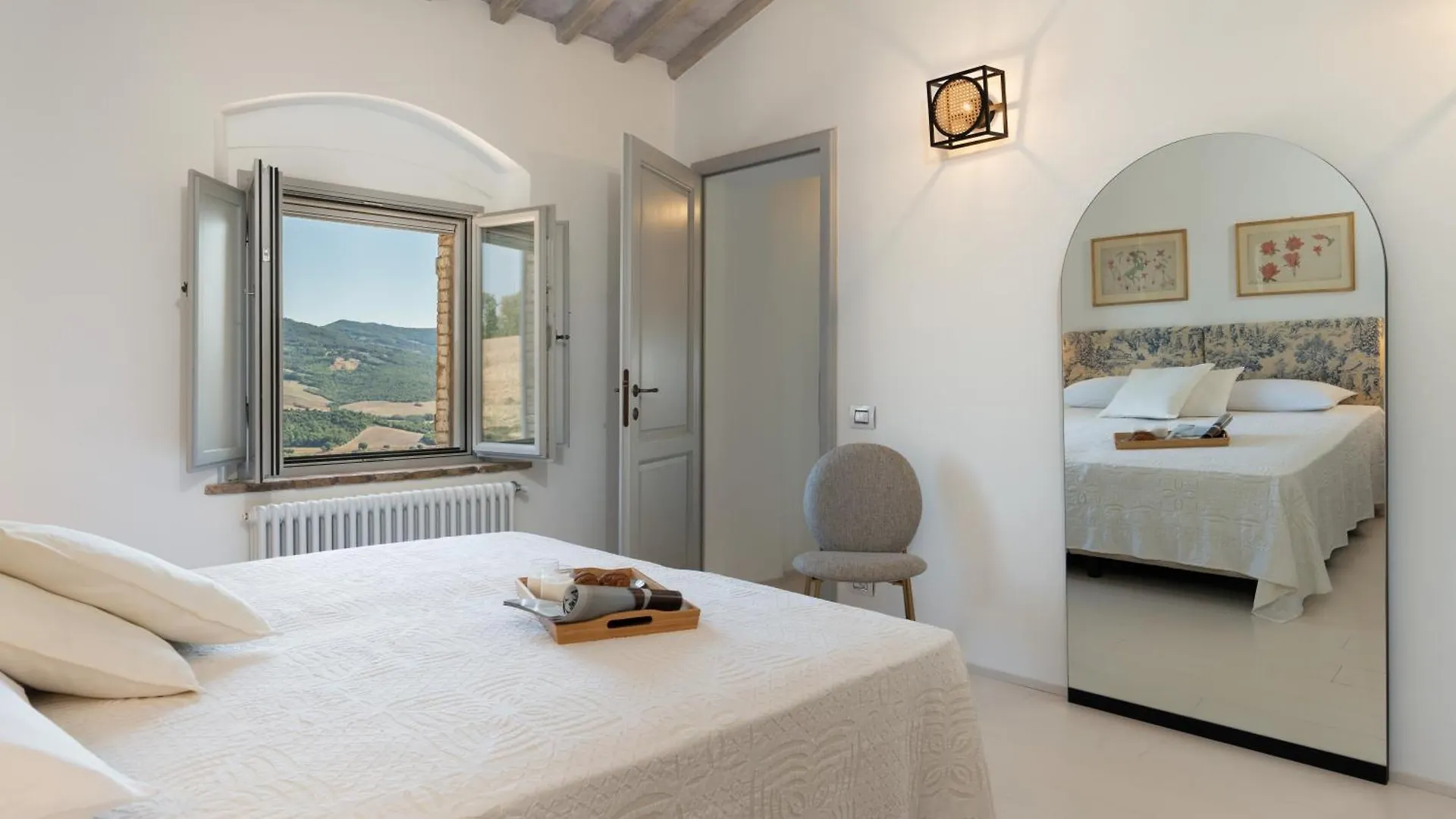 Villa Il Pozzo 14, Emma Villas Pomarance Italy